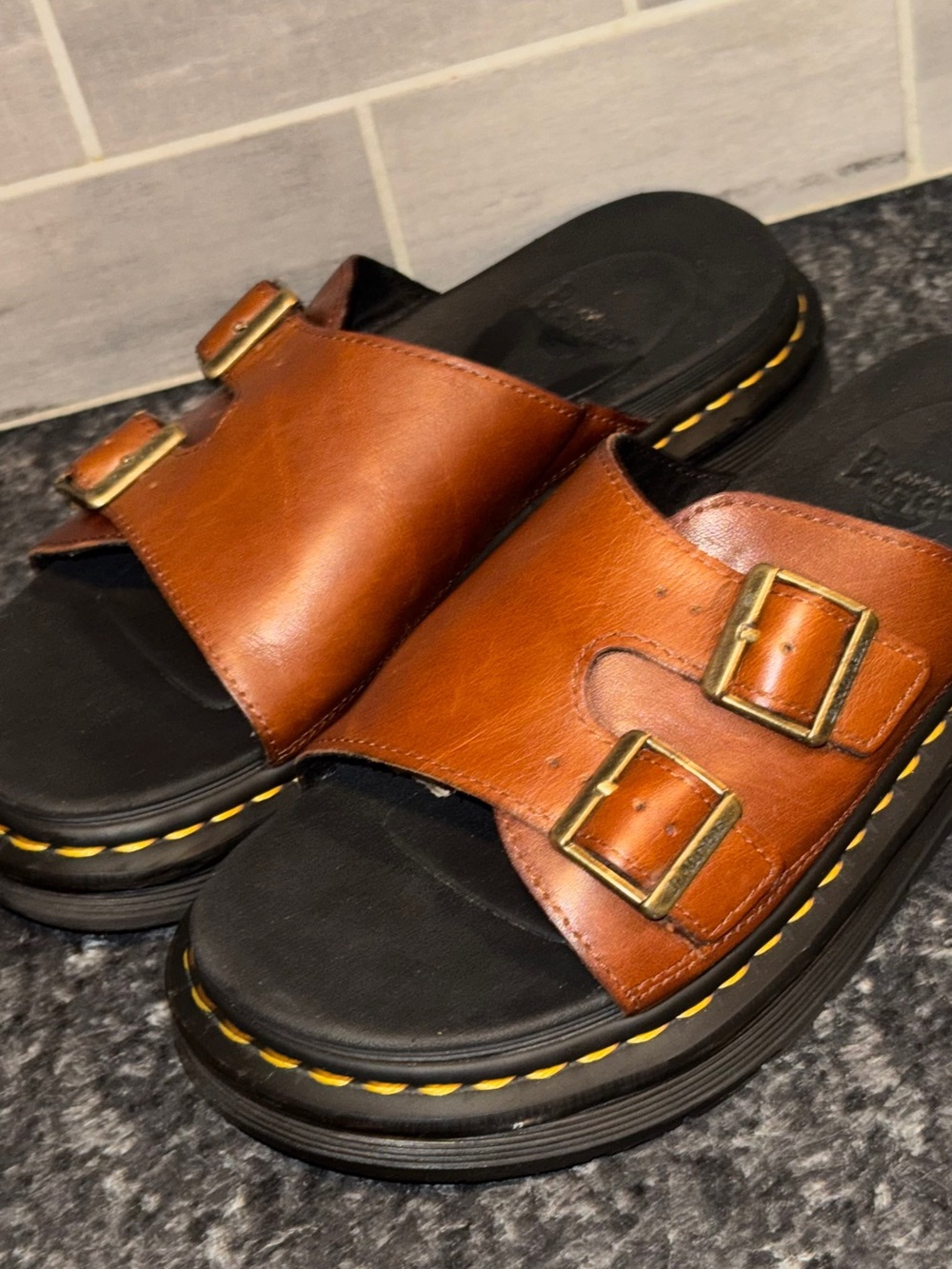 Dr Martens Dax Brown Leather Slide Sandals Size 39.